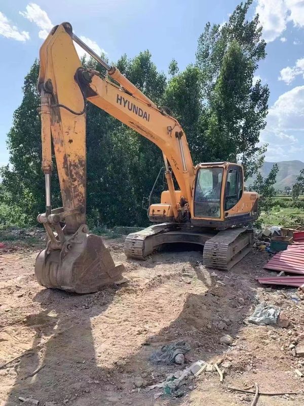 Χρησιμοποιούμενη Hyundai R215 έτοιμη για εργασία και έμπειρη από την Κορέα εισαγόμενη σε καλή κατάσταση