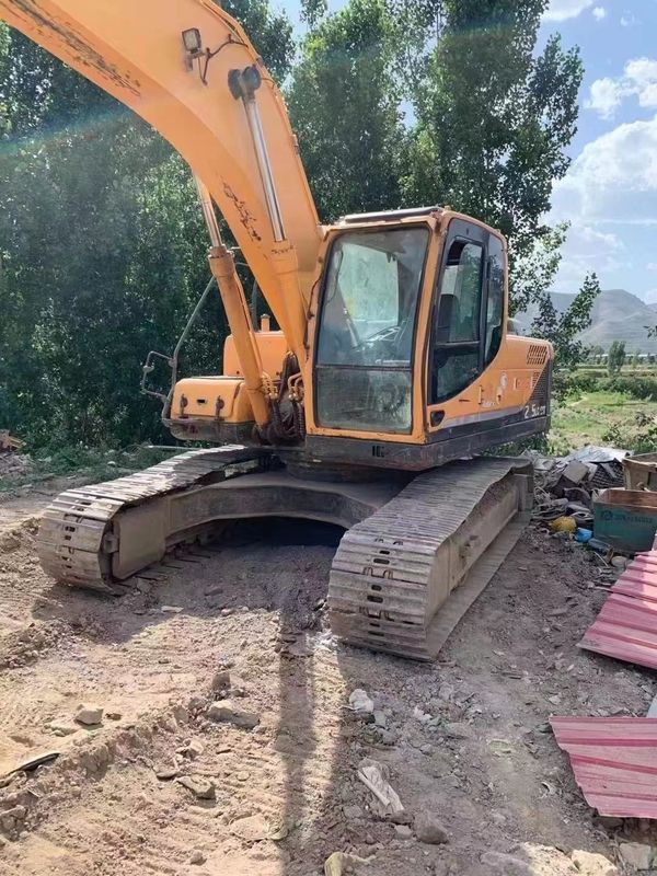 Χρησιμοποιούμενη Hyundai R215 έτοιμη για εργασία και έμπειρη από την Κορέα εισαγόμενη σε καλή κατάσταση