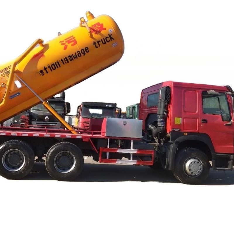 Euro 3 336hp Χρησιμοποιούμενο Howo 6*4 φορτηγό κενού 10 cbm φορτηγό αναρρόφησης λυμάτων σε καλή κατάσταση