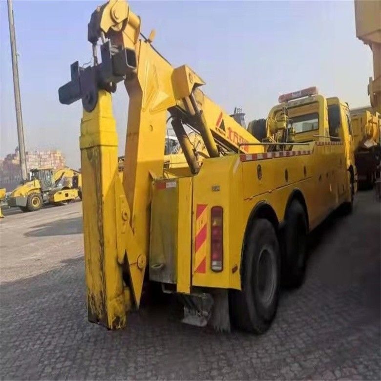 Λιγότερες ώρες Χρησιμοποιείται Howo 6*4 Wrecker ρυμουλκούμενο φορτηγό 8*4 ρυμουλκούμενο σώμα με ISO9001 / CCC πιστοποιημένο