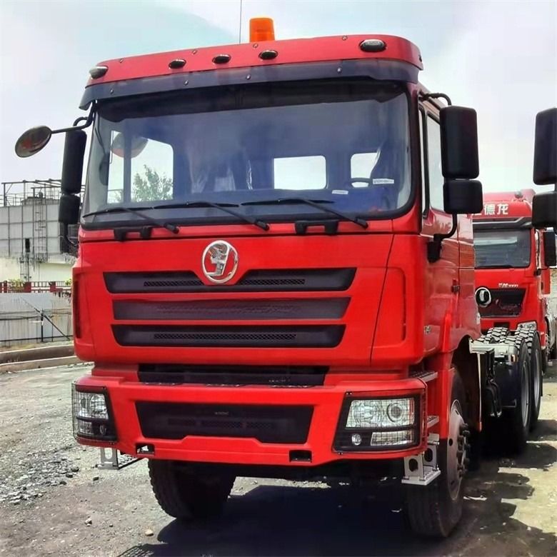 Shacman / FAW / Shacman / Beiben / Sinotruck Howo Χρησιμοποιούμενη LHD και RHD Μία σειρά 6x4 κεφαλή ελκυστήρα
