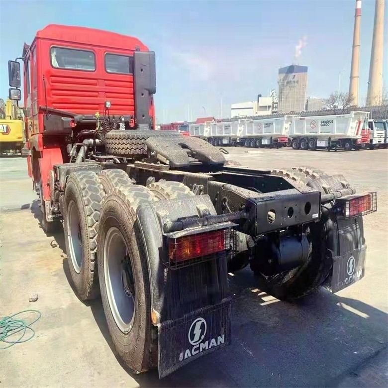 Shacman / FAW / Shacman / Beiben / Sinotruck Howo Χρησιμοποιούμενη LHD και RHD Μία σειρά 6x4 κεφαλή ελκυστήρα