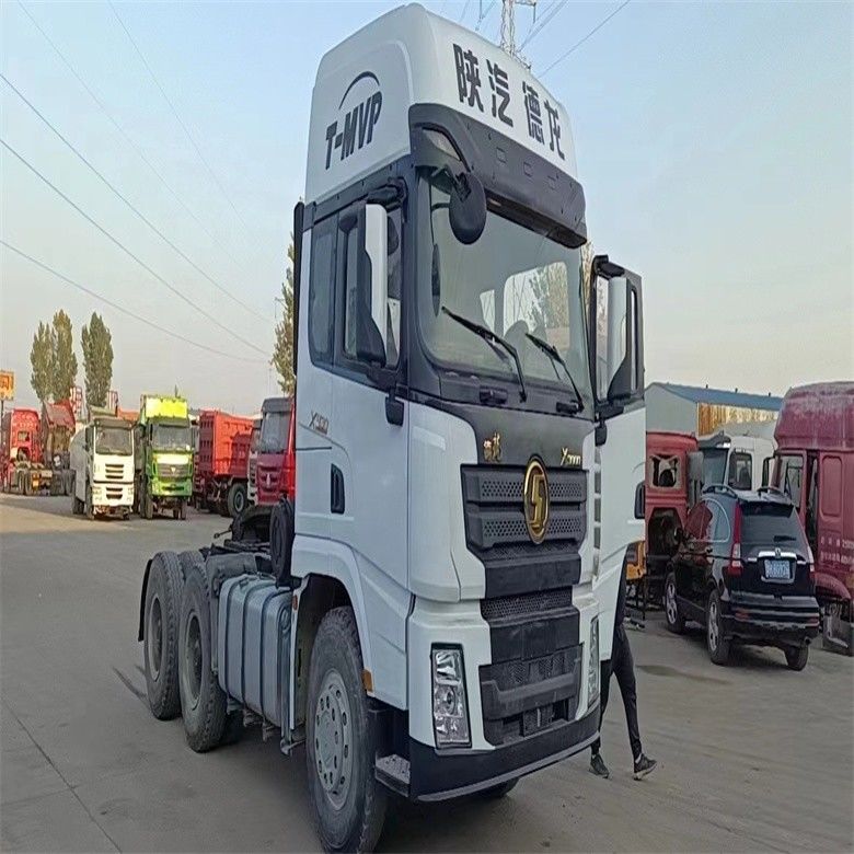 Δεύτερο χέρι Shacman 6 X 4 ADE X3000 με κανονικό κάθισμα οδηγού και χειροκίνητο κιβώτιο ταχυτήτων