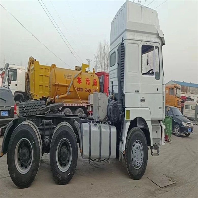 Δεύτερο χέρι Shacman 6 X 4 ADE X3000 με κανονικό κάθισμα οδηγού και χειροκίνητο κιβώτιο ταχυτήτων