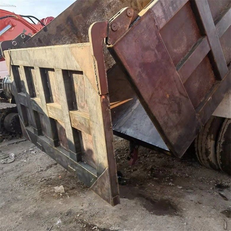 Χρησιμοποιούμενο σύστημα πολυμέσων HINO 6*4 βαρύ φορτίο 700 φορτηγό σκουπιδιών για βαριές κατασκευές