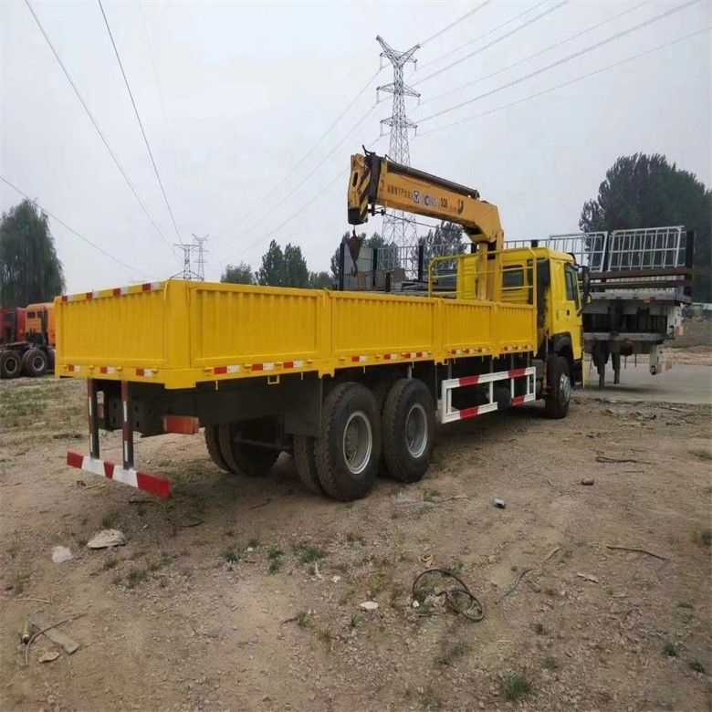 Σιδηροδρομικός γερανός με κινητήρα Sinotruk WD615 μοντέλο 10 τόνων με αρχικό υδραυλικό κύλινδρο
