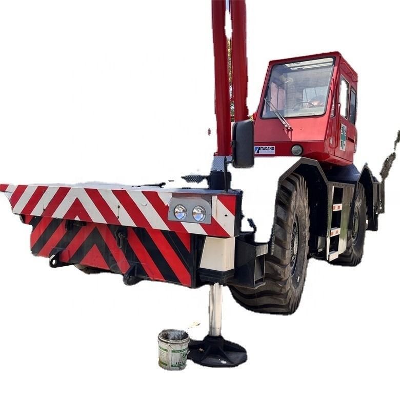139.8kw Ακαθάριστη ισχύς Tadano TR-500EX Χρησιμοποιούμενος γερανό με χωρητικότητα 50 τόνων και χωρητικότητα καυσίμου 250L