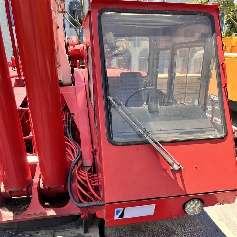 139.8kw Ακαθάριστη ισχύς Tadano TR-500EX Χρησιμοποιούμενος γερανό με χωρητικότητα 50 τόνων και χωρητικότητα καυσίμου 250L