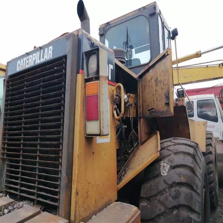 Caterpillar 950F 17 τόνων τροχοφόρος με χωρητικότητα 6,6 λίτρων και 3200-3300 ώρες εργασίας