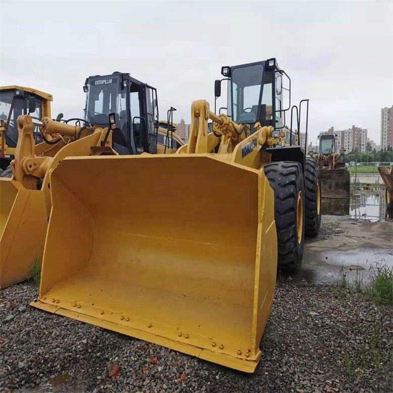 Υψηλή φορτιστή Komatsu WA470-3 με ονομαστικό φορτίο 7 τόνων και μετατόπιση 11L από την Ιαπωνία