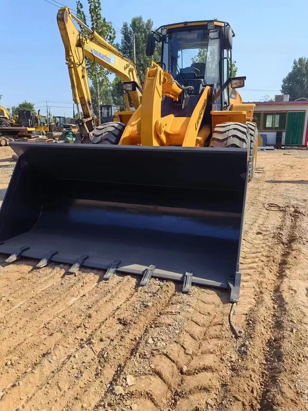 Liugong 856H 5 τόνων φορτιστή τροχών 6 κύλινδροι 1.8-5.6 m3 χωρητικότητα κουβάς για 1 έτος