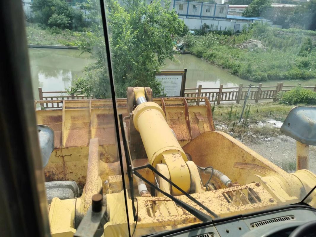 Δοκιμαστικό φορτιστή τροχών Komatsu 600 WA600-6