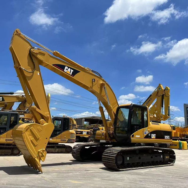 Χρησιμοποιούμενη CAT 325CL Εκσκαφέας Αξιόπιστη μεταχειρισμένη Caterpillar 325CL με μήκος μεταφοράς 9,6m