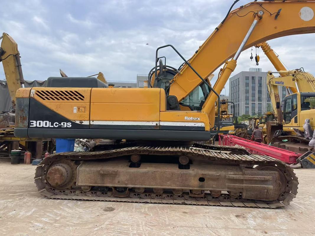 Μεταχειρισμένο Ερπυστριοφόρο Εκσκαφέα Hyundai 300LC-9S Αξιόπιστος Μεταχειρισμένος Εκσκαφέας Hyundai 30 Τόνων