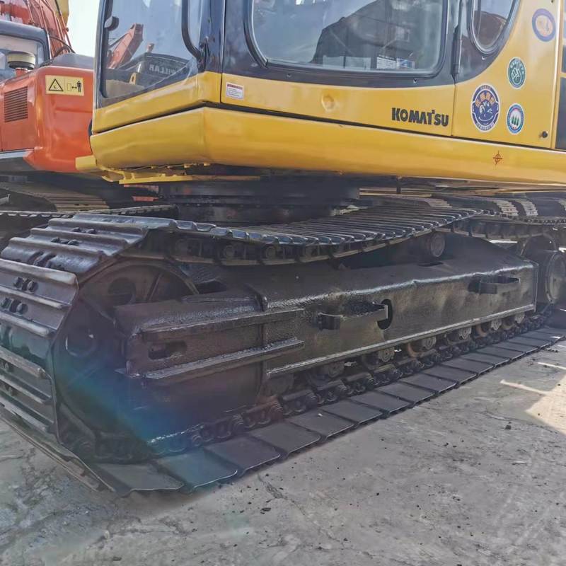 Used Komatsu PC 120-6 Crawler Excavator with 3000 Working Hours 63kW Power and 0.76m³ Bucket Capacity
