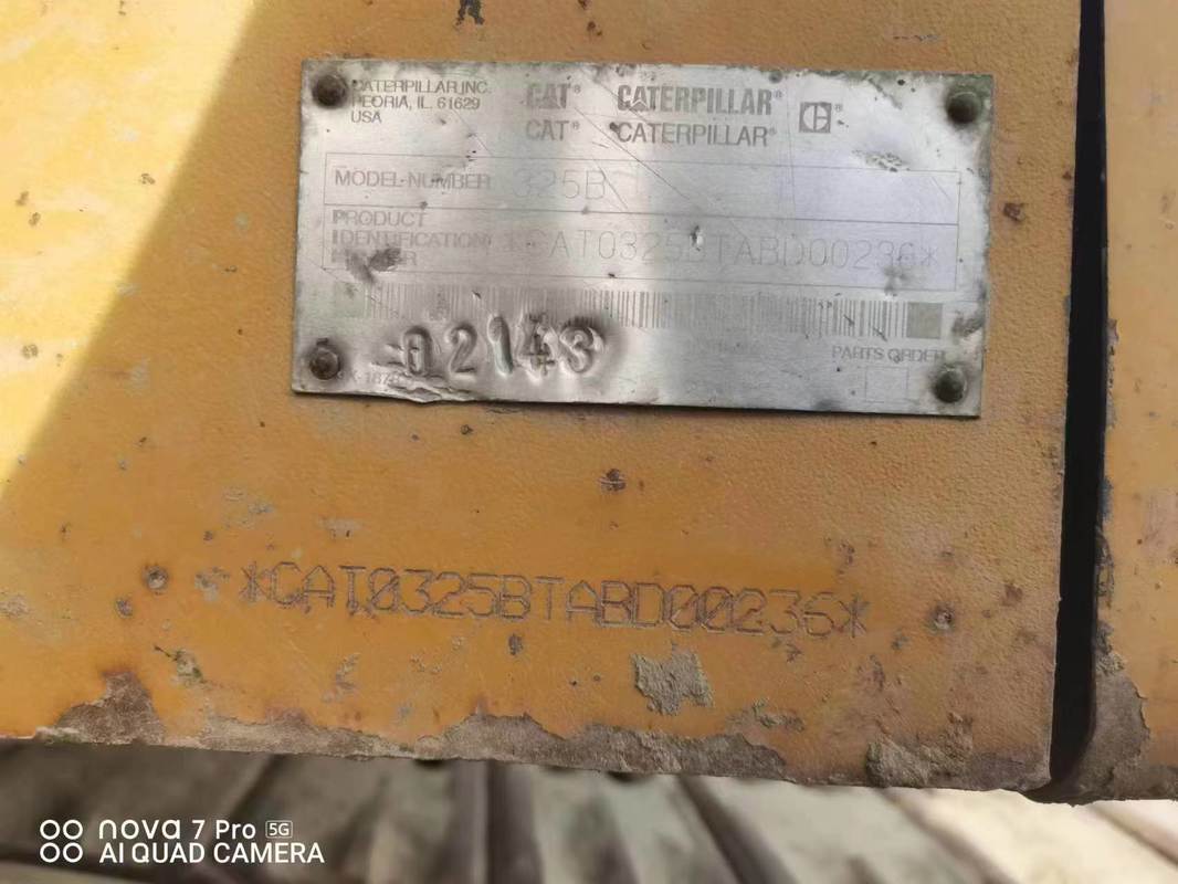 Refurbished Caterpillar 325B Excavator with 28 Ton Operating Weight 1.6m³ Bucket Capacity and 132Kw Power